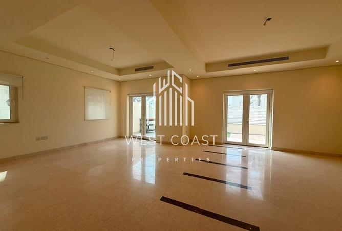 130214017 - Property Image 2