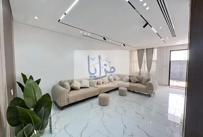 67070069 - Property Image 2