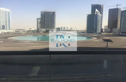 شقة - غرفة نوم - 2 حمامات للايجار في تفريعة القنال 1 - أبراج الجولف - مدينة دبي الرياضية - دبي