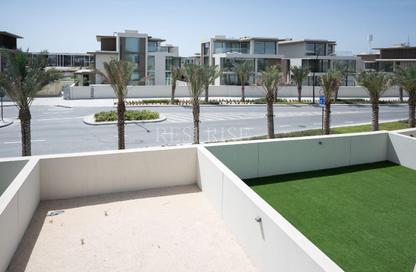 Townhouse - 3 Bedrooms - 4 Bathrooms for rent in Nad Al Sheba Gardens Phase 2 - Nad Al Sheba 1 - Nad Al Sheba - Dubai