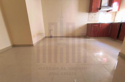 Apartment - Studio - 1 Bathroom for rent in Muwailih Building - Muwaileh - Sharjah