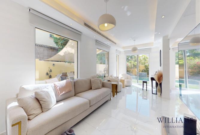 104117994 - Property Image 2