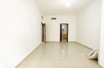 شقة - 2 غرف نوم - 2 حمامات للايجار في برج سعيد - النهدة 2 - النهدة - دبي - دبي