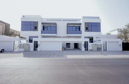 Villa - 6 Bedrooms for rent in Jumeirah 1 - Jumeirah - Dubai Villa - 6 Bedrooms for rent in Jumeirah 1 - Jumeirah - Dubai