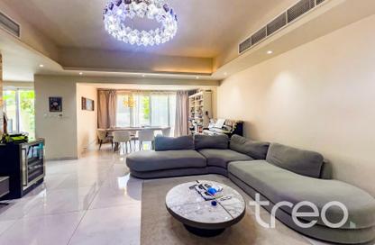 Villa - 3 Bedrooms - 3 Bathrooms for sale in Springs 14 - The Springs - Dubai