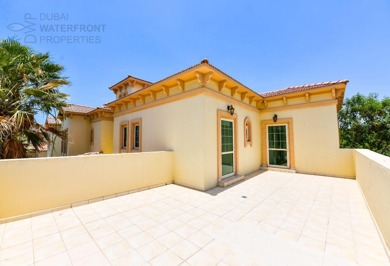 5 Bedroom + Maid | Master View | Lakefront Villa photo 23