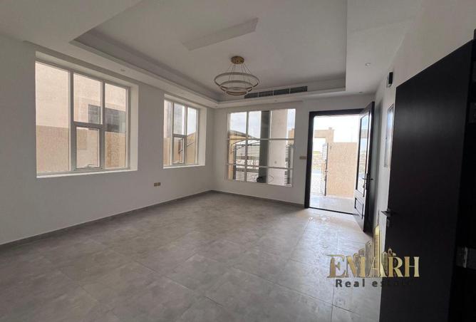 136572980 - Property Image 2