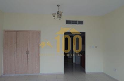 Apartment - Studio - 1 Bathroom for sale in Building IC1-EMR-17 - Emirates Cluster - International City - Dubai Apartment - Studio - 1 Bathroom for sale in Building IC1-EMR-17 - Emirates Cluster - International City - Dubai