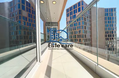 Apartment - 3 Bedrooms - 5 Bathrooms for rent in United Square - Al Khalidiya - Abu Dhabi
