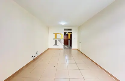 Apartment - Studio - 1 Bathroom for rent in Mankhool Building - Mankhool - Bur Dubai - Dubai