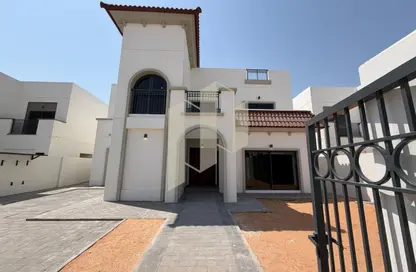 Villa - 4 Bedrooms - 5 Bathrooms for rent in Fay Al Reeman II - Al Shamkha - Abu Dhabi