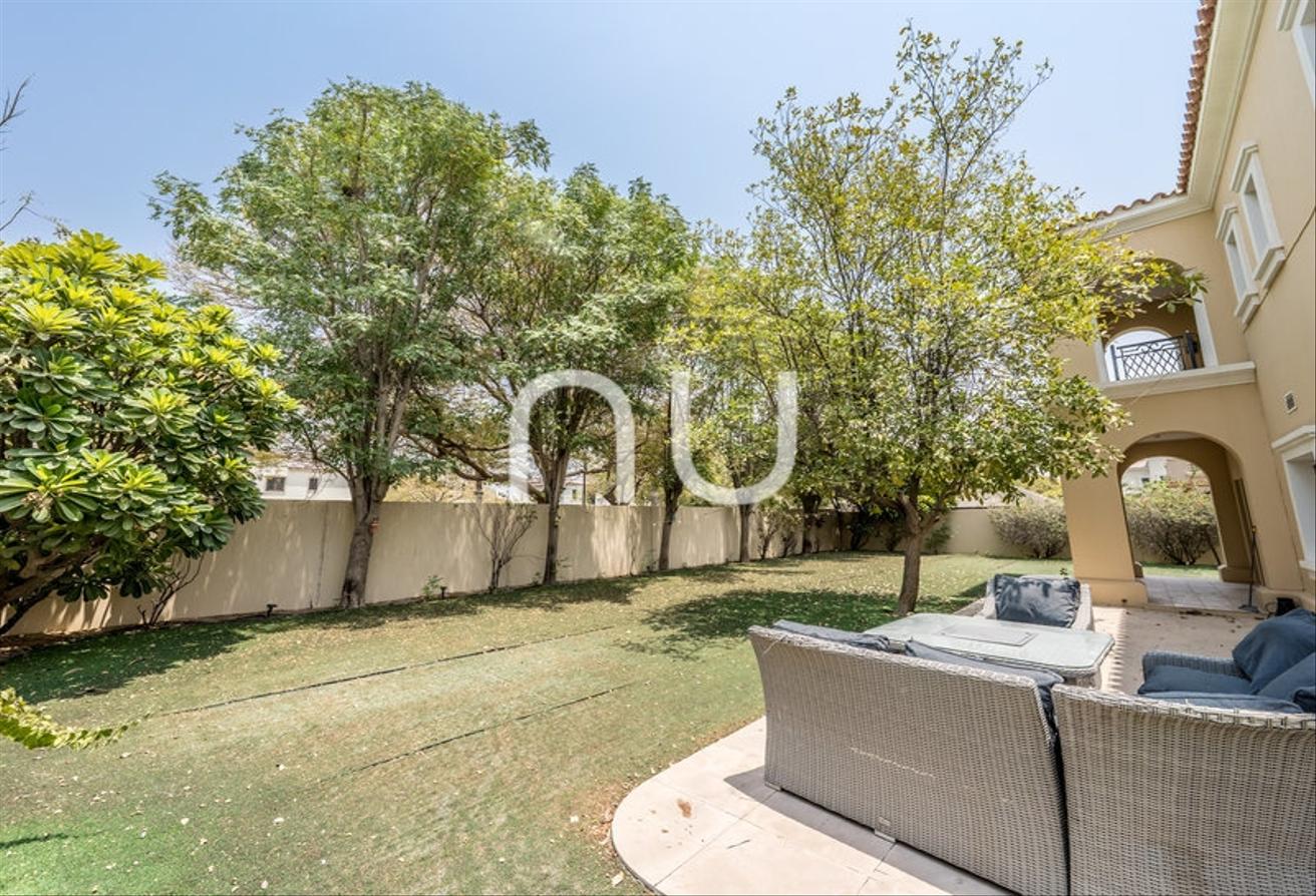 LARGE PLOT | 3BR+ MAIDS | RARE TYPE | VACANT photo 6