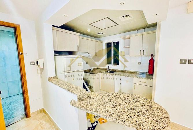 121121524 - Property Image 3