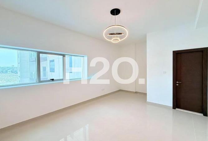 97397013 - Property Image 3