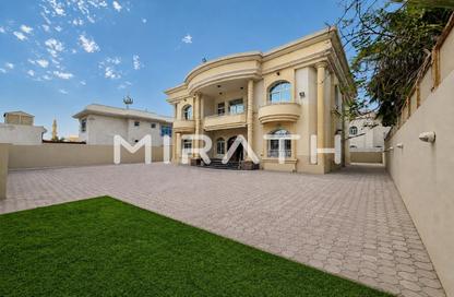 Villa - 5 - 5 for rent in Umm Suqeim 1 Villas - Umm Suqeim 1 - Umm Suqeim - Dubai