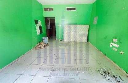 Apartment - Studio - 1 Bathroom for rent in Fire Station Road - Muwaileh - Sharjah