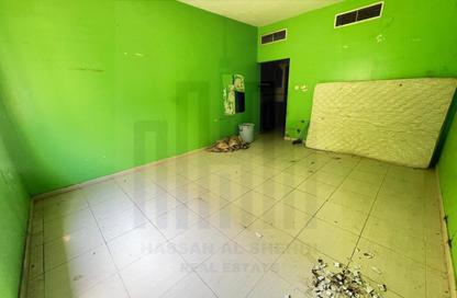 Apartment - Studio - 1 Bathroom for rent in Fire Station Road - Muwaileh - Sharjah Apartment - Studio - 1 Bathroom for rent in Fire Station Road - Muwaileh - Sharjah