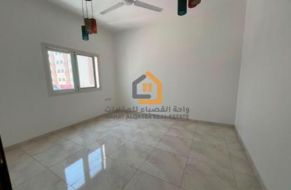 Apartment - 2 Bedrooms - 2 Bathrooms for rent in Al Qulaya'ah - Al Sharq - Sharjah Apartment - 2 Bedrooms - 2 Bathrooms for rent in Al Qulaya'ah - Al Sharq - Sharjah