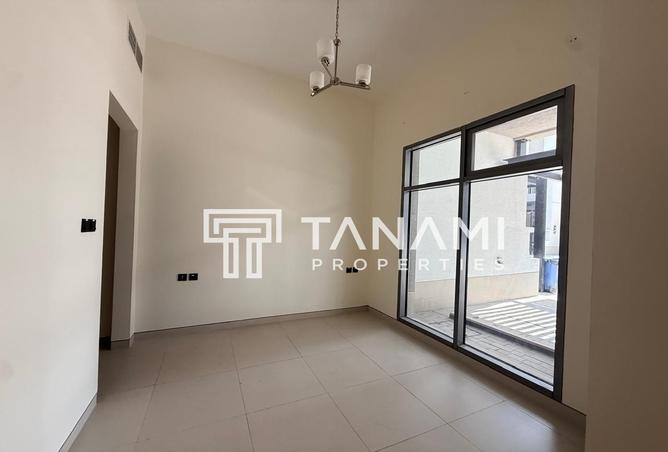 142372010 - Property Image 3