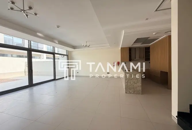 142372010 - Property Image 2