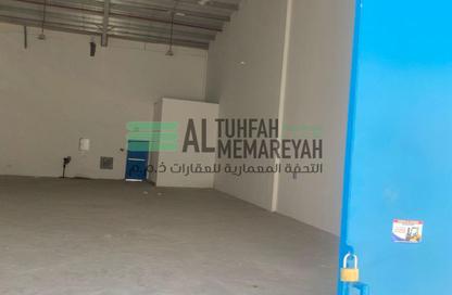 مستودع - استوديو - 6 حمامات للبيع في الجليل - الصجعة - الشارقة