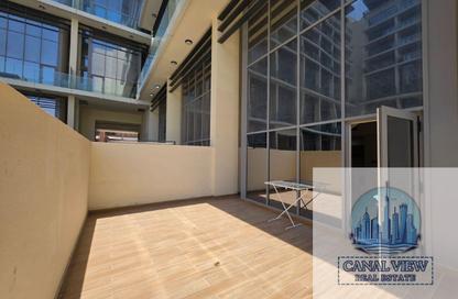 Apartment - 2 - 3 for rent in Oasis 2 - Oasis Residences - Masdar City - Abu Dhabi