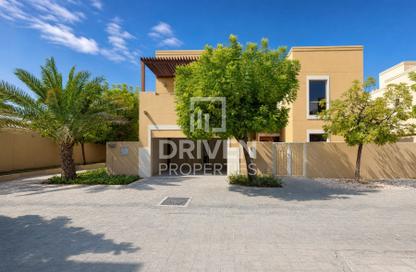 Villa - 4 - 5 for rent in Al Raha Gardens - Abu Dhabi