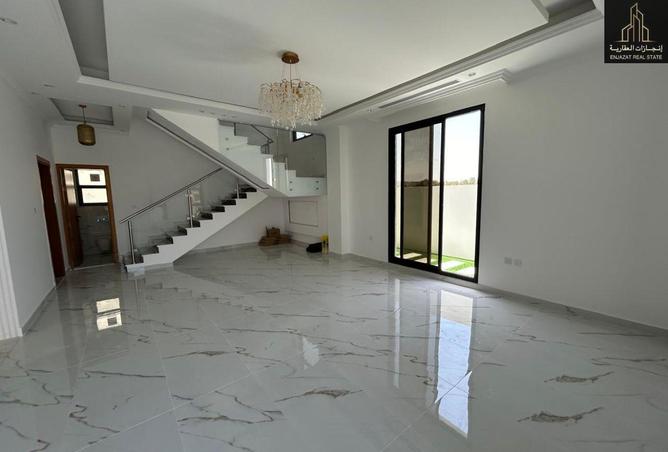 65172905 - Property Image 2