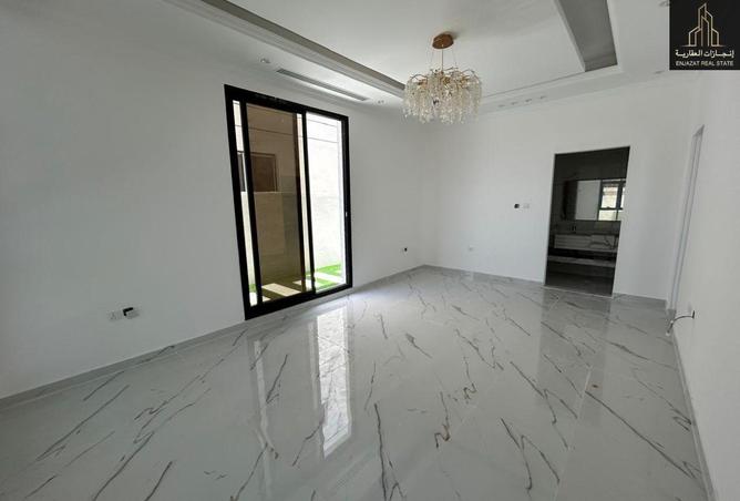 65172905 - Property Image 3