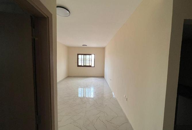 2OluJf9LO8e - Property Main Image