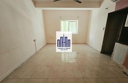 Apartment - Studio - 1 Bathroom for rent in Muwaileh - Sharjah