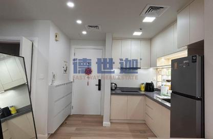 Apartment - 1 - 1 for rent in Mayfair Tower - Business Bay - Dubai
