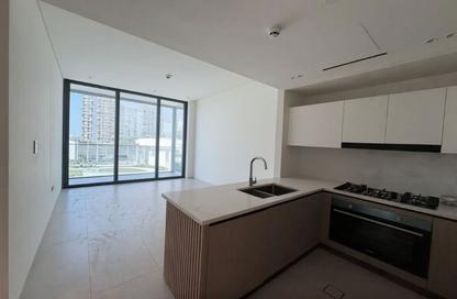 Apartment - 1 - 2 for rent in Binghatti Ivory - Dubai Healthcare City 2 - Al Jaddaf - Dubai