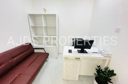 Office Space - 1 Bedroom - 1 Bathroom for rent in Reem Residency - Al Karama - Dubai