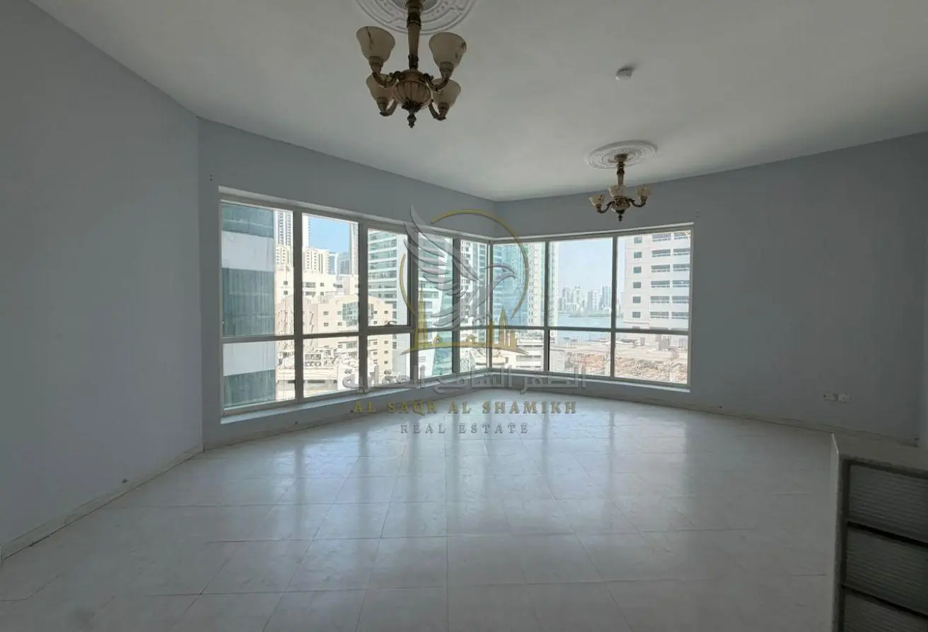 152381360 - Property Main Image