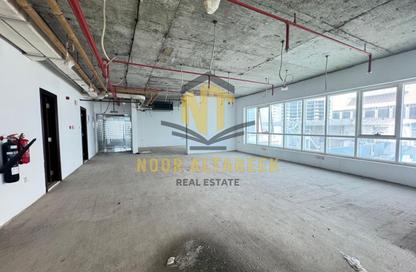 Office Space - Studio - 2 for rent in Business Tower - Al Majaz 2 - Al Majaz - Sharjah