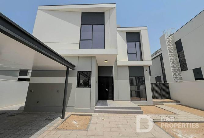 100860825 - Property Main Image
