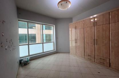 Apartment - 2 Bedrooms - 3 Bathrooms for rent in Al Khan Corniche - Al Khan - Sharjah