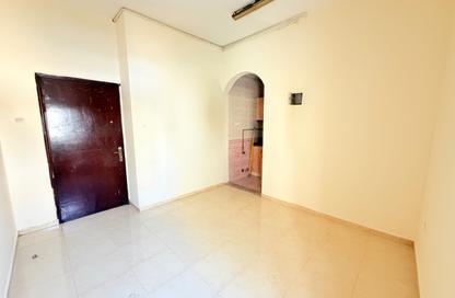 Apartment - Studio - 1 for rent in Fire Station Road - Muwaileh - Sharjah Apartment - Studio - 1 for rent in Fire Station Road - Muwaileh - Sharjah