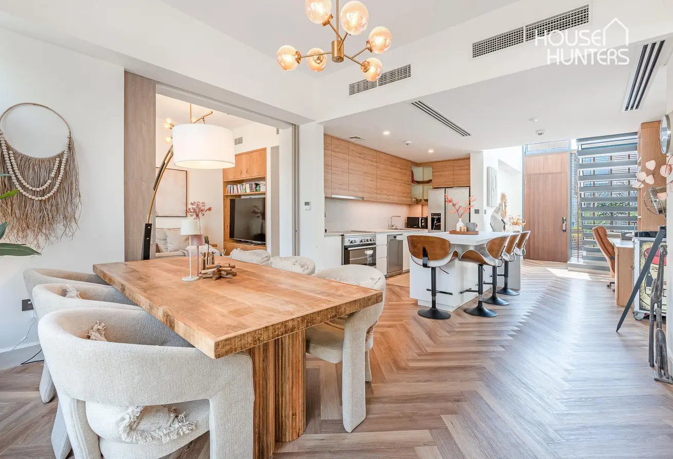 160528310 - Property Main Image