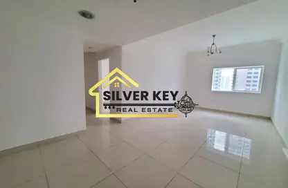 Apartment - 2 Bedrooms - 2 Bathrooms for rent in Al Khan - Sharjah