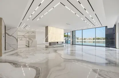 Villa - 6 Bedrooms - 6 Bathrooms for sale in Garden Homes Frond E - Garden Homes - Palm Jumeirah - Dubai