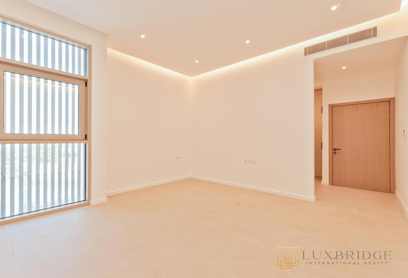 Stunning Villa | Brand New | Basement photo 14