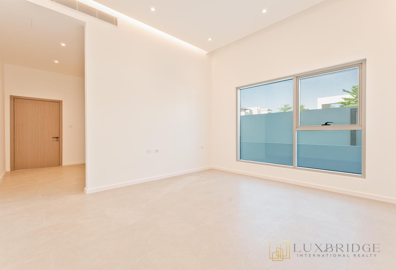 Stunning Villa | Brand New | Basement photo 12