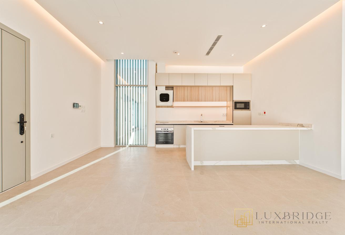 Stunning Villa | Brand New | Basement photo 5