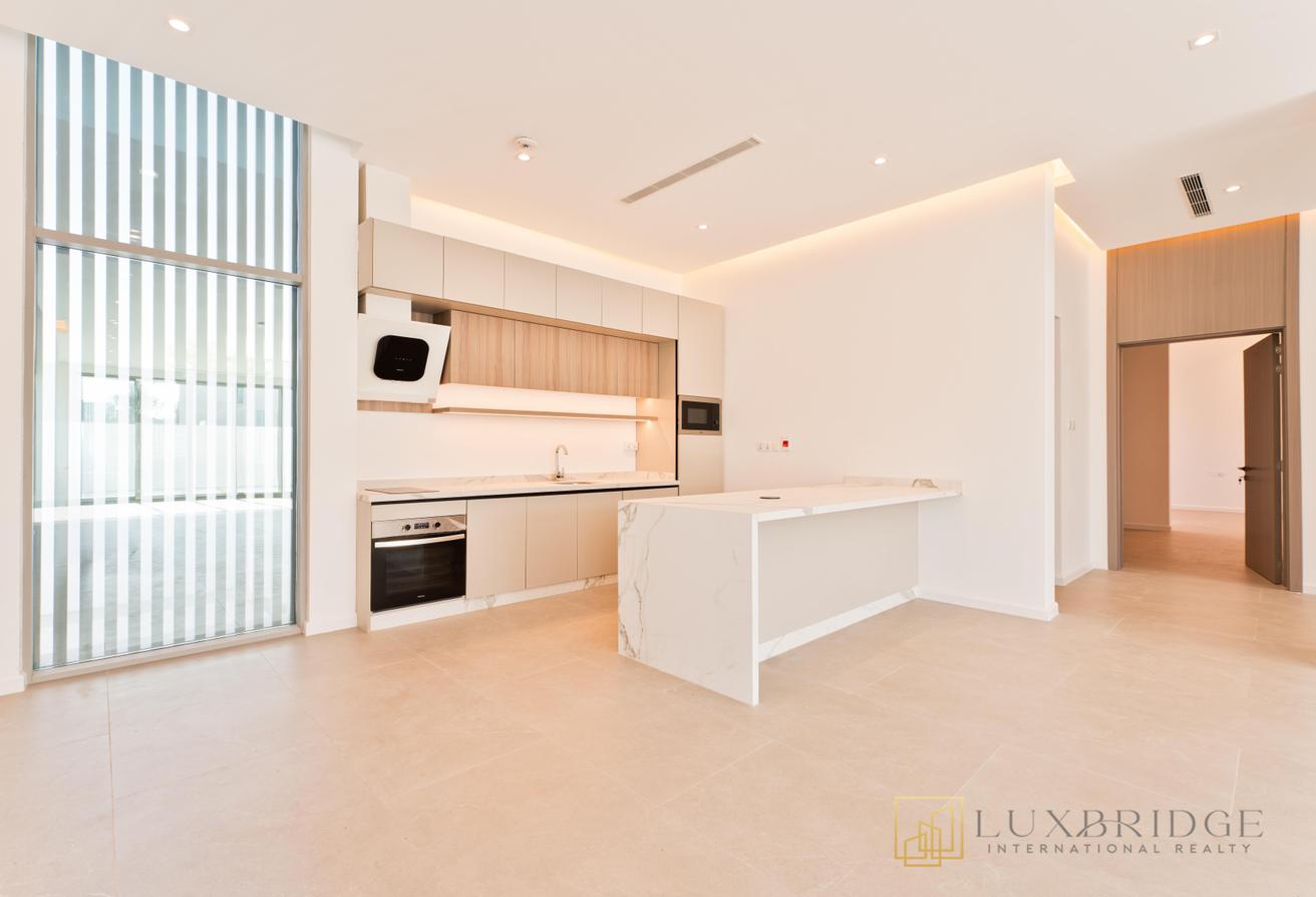 Stunning Villa | Brand New | Basement photo 3