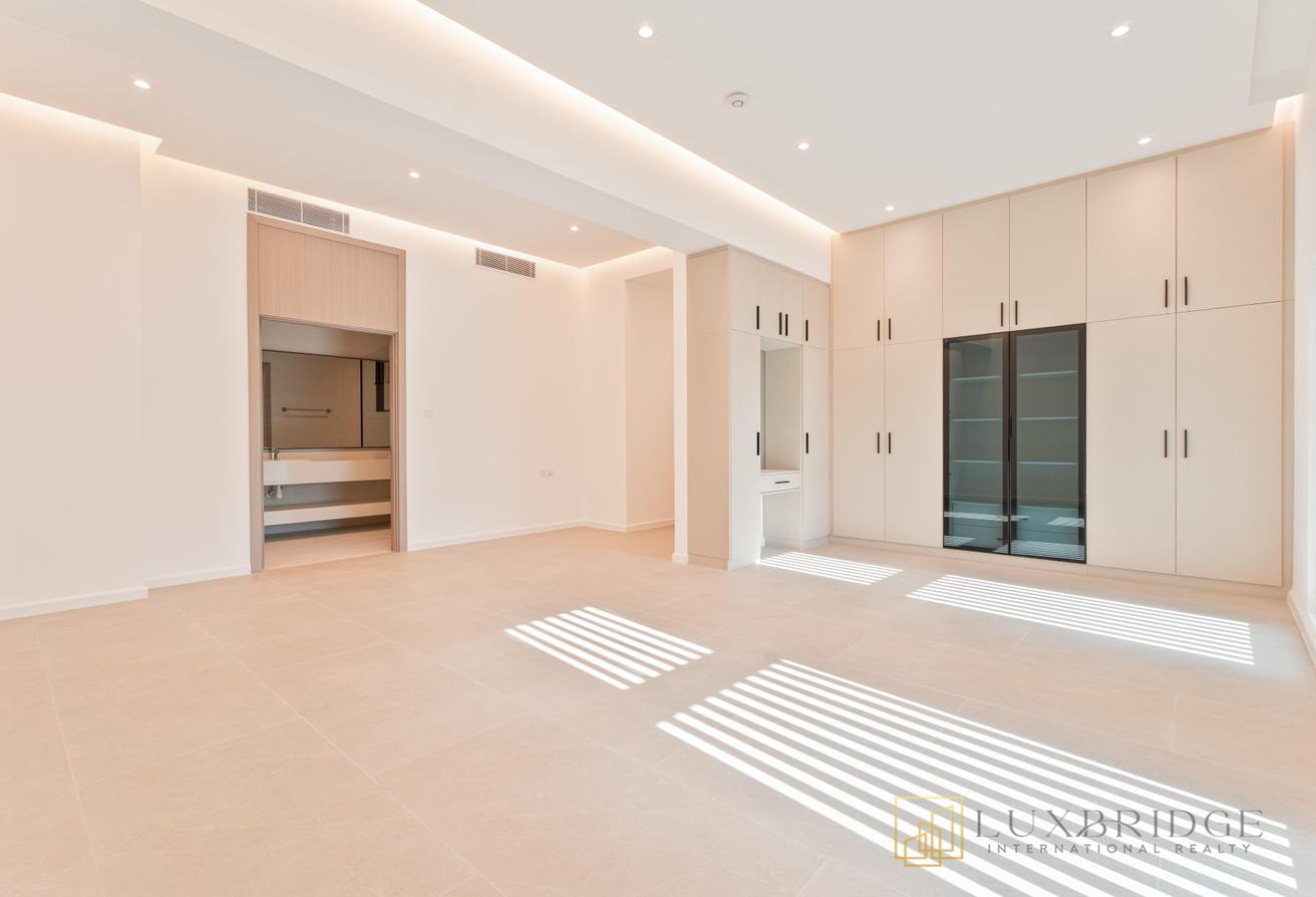 Stunning Villa | Brand New | Basement photo 4