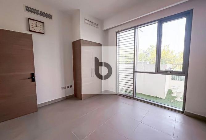 89205244 - صورة العقار 3