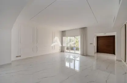 Villa - 4 Bedrooms - 5 Bathrooms for rent in Meadows 9 - Meadows - Dubai