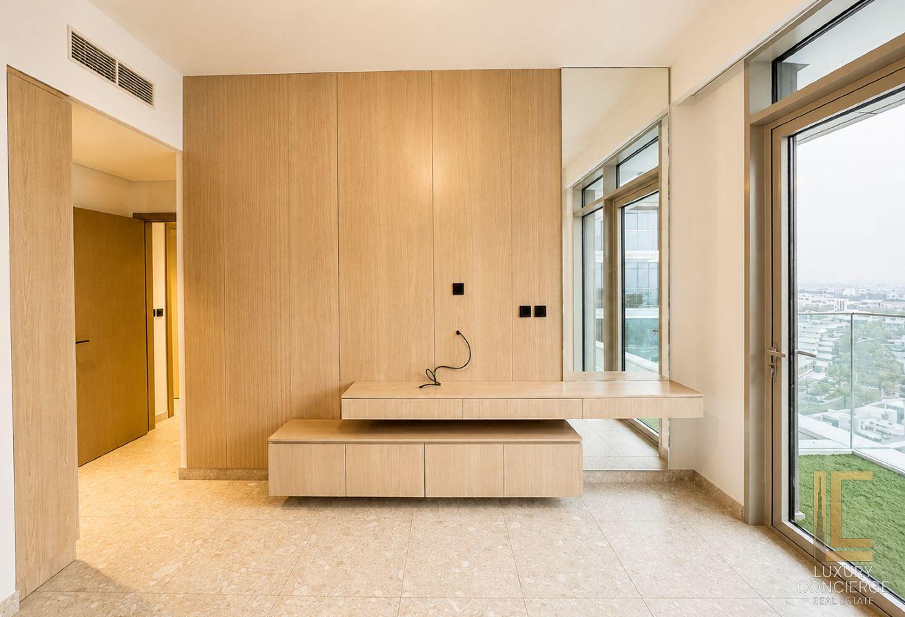 Unfurnished | Spacious Layout | Vacant Soon photo 4
